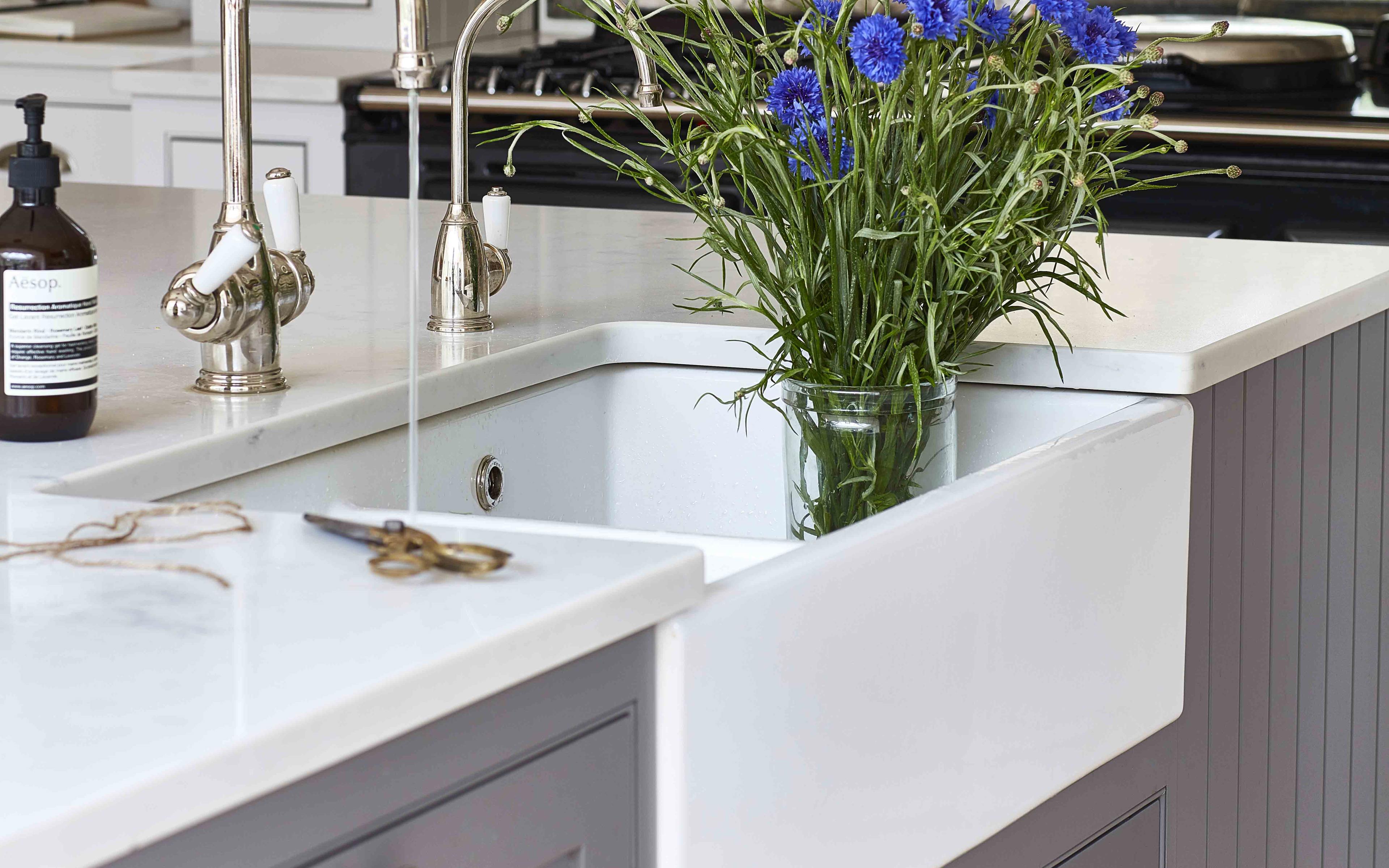 Naked Kitchens